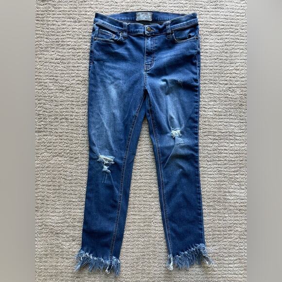 Free People Great Heights Distressed Jeans Size 29 - Picture 5 of 9